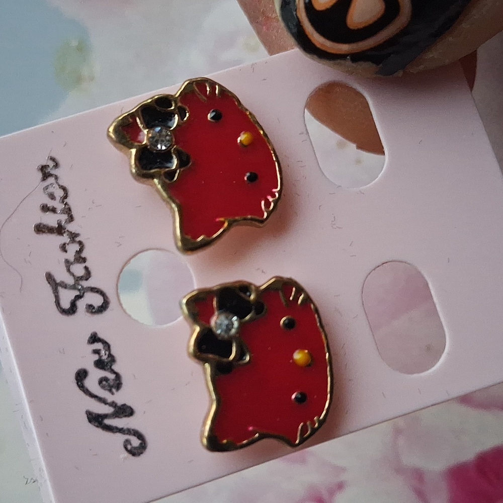 Hello Kitty  Red Christmas earrings